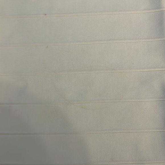 BCBGMAXAZRIA Bandage Bodycon Skirt Crop Top Set White Size Small - Picture 6 of 10